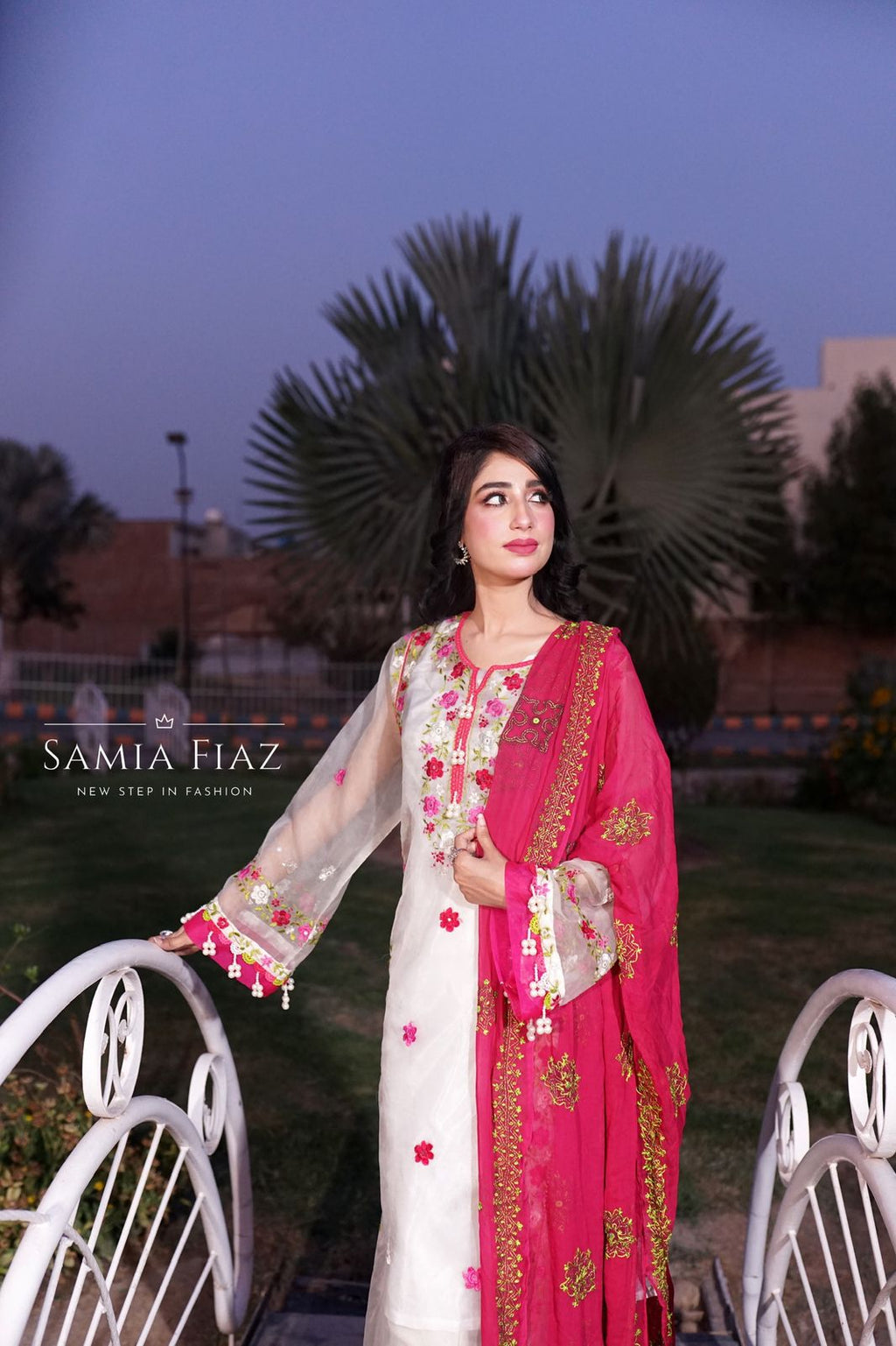 3-Piece Pure Organza based Dress with Sheesha work | SFCW-1103