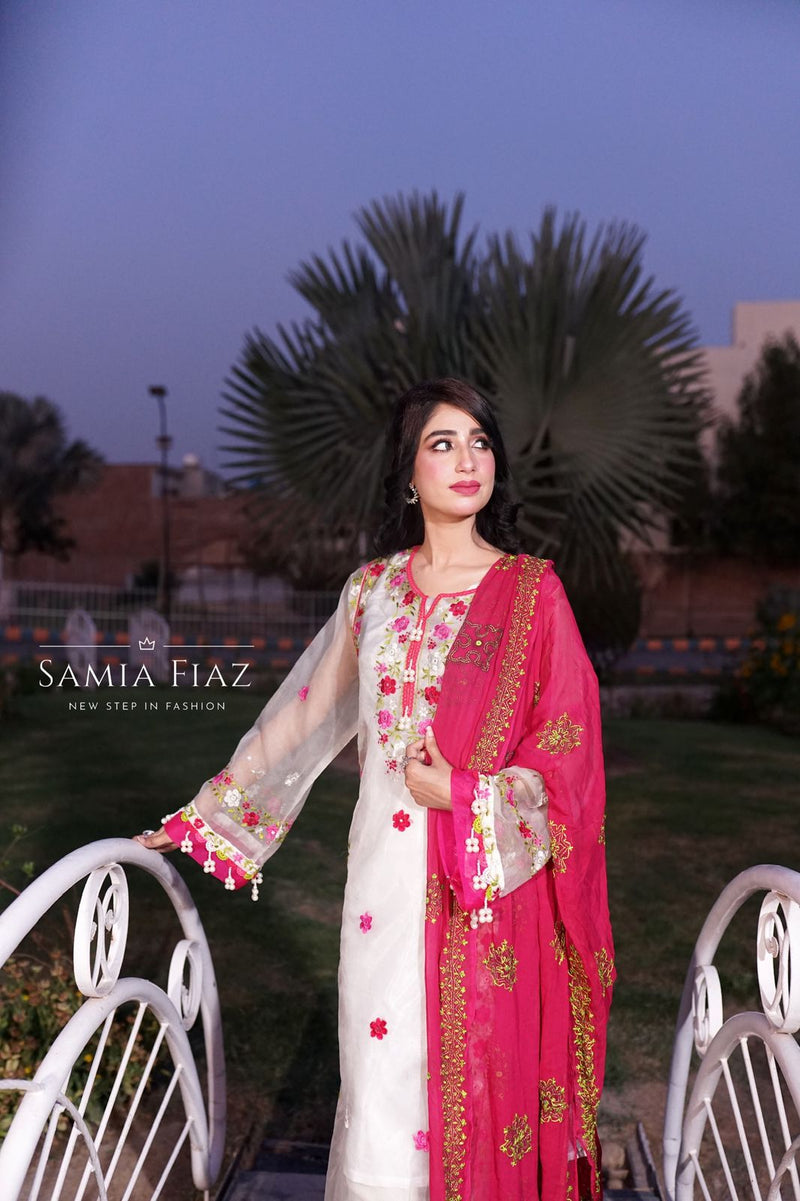 3-Piece Pure Organza based Dress with Sheesha work | SFCW-1103